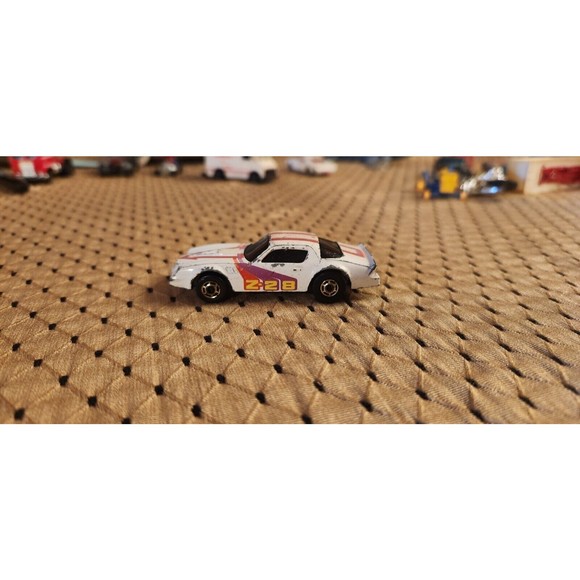 Hot Wheels Camaro Z-28 Mattel Gold Wheels 1982 Vintage "CAMRO" Base Hong Kong - Picture 3 of 9